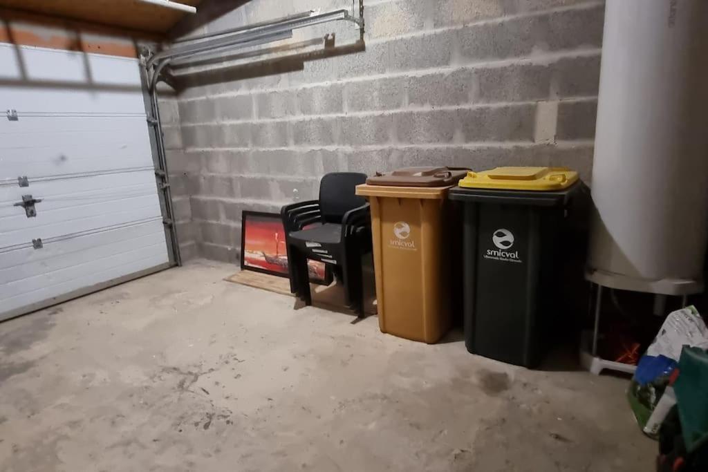 Belle Maison Climatisee Renovee Pac-Man Entre Collegues, Amis, Famille - Barbecue - Netflix - Prime - Baby Foot 50Cts Saint-Seurin-sur-l'Isle Exterior photo