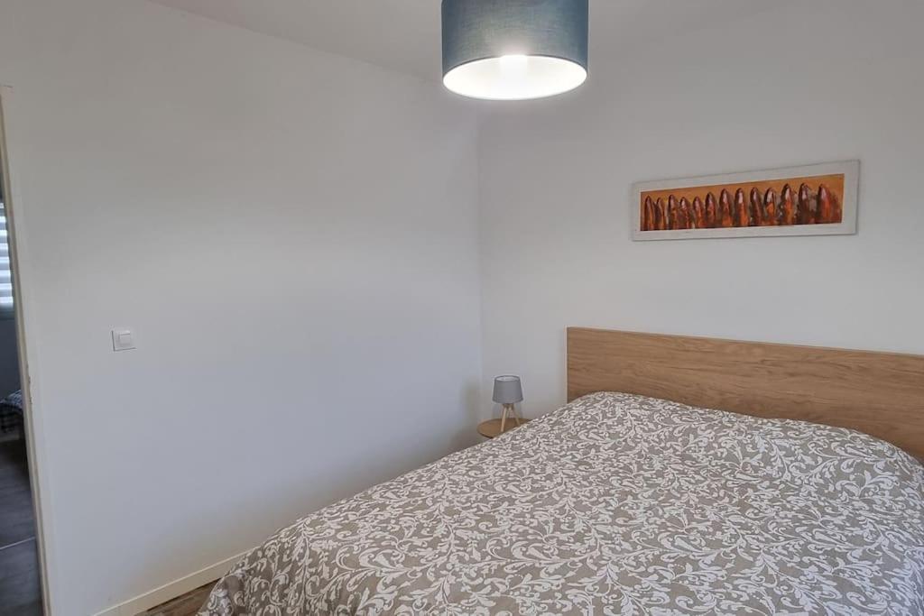 Belle Maison Climatisee Renovee Pac-Man Entre Collegues, Amis, Famille - Barbecue - Netflix - Prime - Baby Foot 50Cts Saint-Seurin-sur-l'Isle Exterior photo